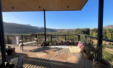 Se vende casa exclusiva casa en Condominio Hacienda Zapallar, 3 piezas 3 baños, Curicó