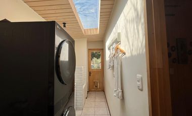 Se vende casa exclusiva casa en Condominio Hacienda Zapallar, 3 piezas 3 baños, Curicó