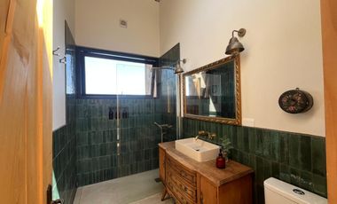 Se vende casa exclusiva casa en Condominio Hacienda Zapallar, 3 piezas 3 baños, Curicó