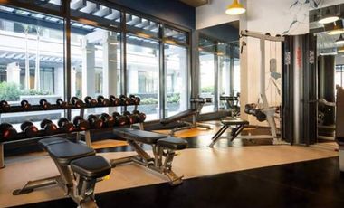 𝑭𝒖𝒍𝒍𝒚 𝒇𝒖𝒓𝒏𝒊𝒔𝒉𝒆𝒅 1-𝒃𝒆𝒅𝒓𝒐𝒐𝒎 𝒖𝒏𝒊𝒕 𝒊𝒏 𝒕𝒉𝒆 𝑾𝒆𝒔𝒕 𝑻𝒐𝒘𝒆𝒓,  𝒇𝒆𝒂𝒕𝒖𝒓𝒊𝒏𝒈 𝒂𝒄𝒄𝒆𝒔𝒔 𝒕𝒐 𝒓𝒆𝒔𝒐𝒓𝒕-𝒔𝒕𝒚𝒍𝒆