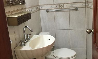 Renta de Casa de 4 dormitorios, Sector Samborondón, Ecuador