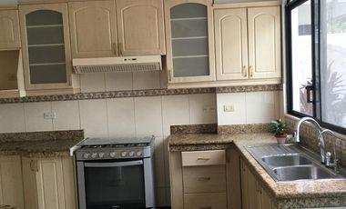 Renta de Casa de 4 dormitorios, Sector Samborondón, Ecuador