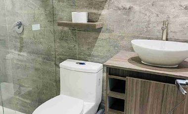 Casa de 4 Niveles independiente ( 6 Renta sistema Airbnb)