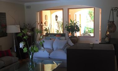 CASA EN VENTA JARDINES DEL SUR