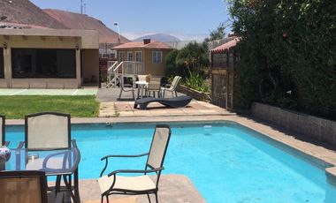 CASA EN VENTA JARDINES DEL SUR