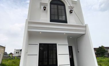 RUMAH CLUSTER 1MAN DI JAKARTA TIMUR STRATEGIS BEBAS BANJIR SHM DKT TOL