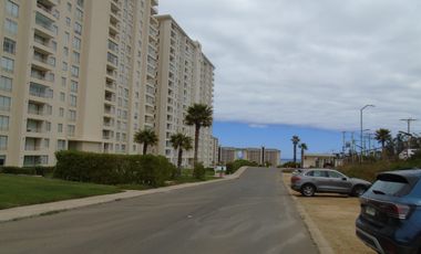 Venta De Departamento En Condominio Laguna Bahía, Algarrobo
