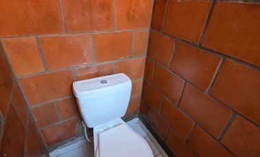 SE ARRIENDA CASA UNIFAMILIAR EN EL BARRIO VILLA ARGELIA