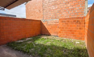 SE ARRIENDA CASA UNIFAMILIAR EN EL BARRIO VILLA ARGELIA