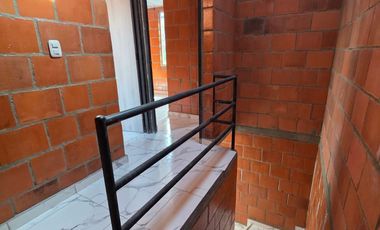 SE ARRIENDA CASA UNIFAMILIAR EN EL BARRIO VILLA ARGELIA