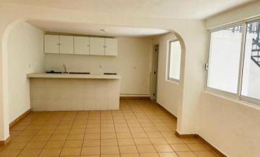 Rento loft para pareja en planta baja. Cerca de Lago de Guadalupe.