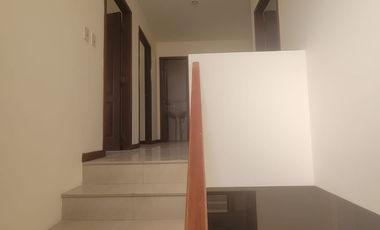 En alquiler amplia casa de tres dormitorios en Ciudad Celeste, Nuevo Samborondon