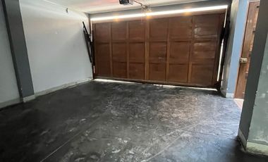 Venta Casa En Urb Los Cedros De Villa Chorrillos 192 Mt / 3 Pisos