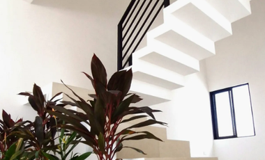 Casa en Venta, 3 Recamaras, Priv. Camelia, Sitpach, Yucatán.