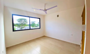 Casa en Venta, 3 Recamaras, Priv. Camelia, Sitpach, Yucatán.