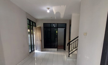 Disewakan Murah Rumah Mutiara Taman Palem