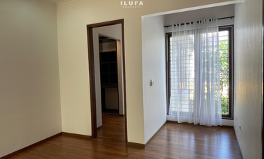 disewakan townhouse lingkungan asri 4br lokasi kemang ampera