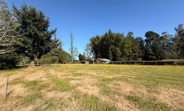 Se Vende Sitio Urbano de 3.204 m² frente a Rio Valdivia, sector Torobayo, Valdivia.