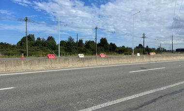 SE VENDE TERRENO COMERCIAL SECTOR TRAPEN ORILLA DE CARRETERA