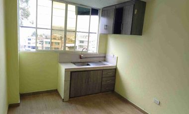 VENDO CASA RENTERA, DE TRES PISOS Y TERRAZA, EN TERRENO DE 75M2 EN TURUBAMBA DE MONJAS 2, SUR DE QUITO