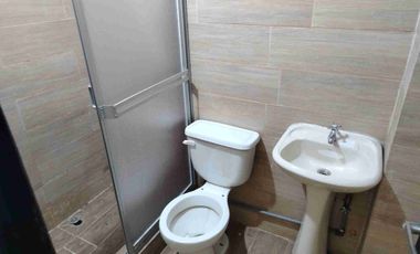 VENDO CASA RENTERA, DE TRES PISOS Y TERRAZA, EN TERRENO DE 75M2 EN TURUBAMBA DE MONJAS 2, SUR DE QUITO