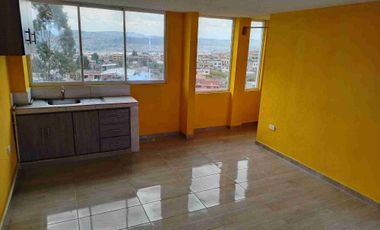 VENDO CASA RENTERA, DE TRES PISOS Y TERRAZA, EN TERRENO DE 75M2 EN TURUBAMBA DE MONJAS 2, SUR DE QUITO