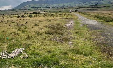 Terreno de venta, Sector Latacunga E35