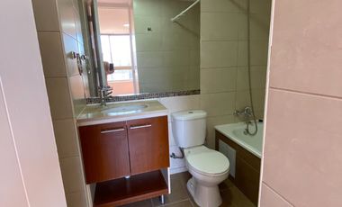 Departamento 1 dormitorio 1 baño Metro Moneda Lord Cochrane 139