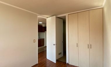 Departamento 1 dormitorio 1 baño Metro Moneda Lord Cochrane 139