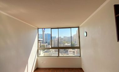 Departamento 1 dormitorio 1 baño Metro Moneda Lord Cochrane 139