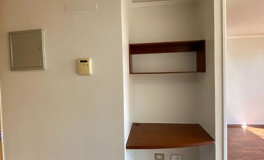 Departamento 1 dormitorio 1 baño Metro Moneda Lord Cochrane 139