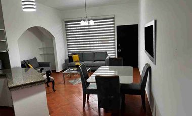 Alquilo suite amoblada, cerca Universidad Estatal