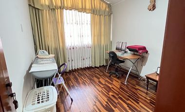 Exclusiva venta Casa Ate -160m2-4dorm-2pisos