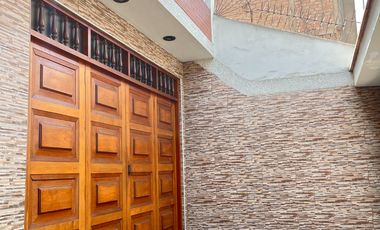 Exclusiva venta Casa Ate -160m2-4dorm-2pisos