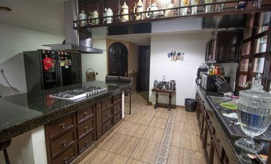 CASA EN VENTA EN HARAS CIUDAD ECOLÓGICA, 5 RECÁMARAS, GARAJE PARA 15 AUTOS, PUEBLA