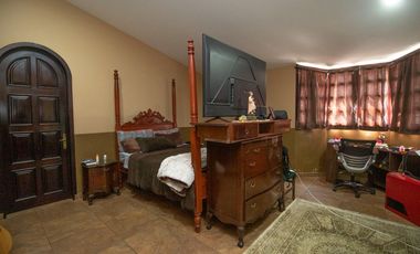 CASA EN VENTA EN HARAS CIUDAD ECOLÓGICA, 5 RECÁMARAS, GARAJE PARA 15 AUTOS, PUEBLA