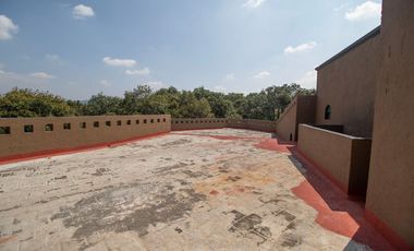 CASA EN VENTA EN HARAS CIUDAD ECOLÓGICA, 5 RECÁMARAS, GARAJE PARA 15 AUTOS, PUEBLA