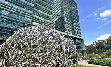 ¡¡Exclusiva Oficina en la milla de Oro!!