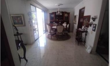 SE ARRIENDA APARTAMENTO CABECERA