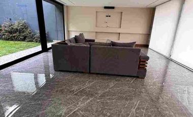 Moderna suite amoblada de renta