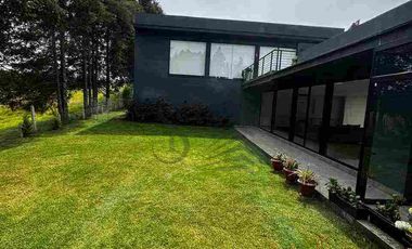 Moderna suite amoblada de renta