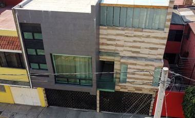 🏠 CASA EN VENTA EN ORIENTE 148 #209: CONECTIVIDAD, AMPLITUD Y ESTATUS 🏠