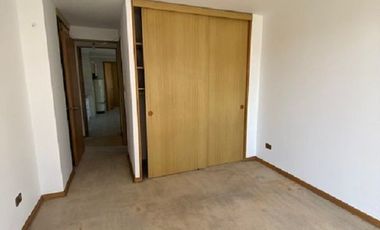 Vendo departamento muy amplio ideal para remodelar, excelente ubicación
