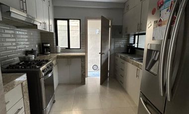 Alquiler de Casa Urbanización Milan 4 Dormitorios, Samborondon