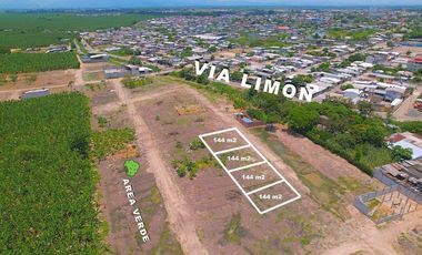 Terreno en Venta / Santa Ana, Via Limon en Machala