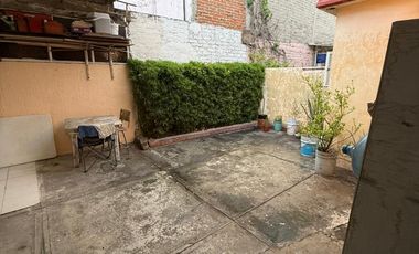 Arcos de la Hacienda Casa Con Ampliaciones a 2 minutos de la autopista México Queretaro