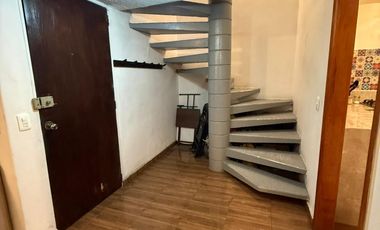 Arcos de la Hacienda Casa Con Ampliaciones a 2 minutos de la autopista México Queretaro