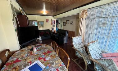 SE VENDE CASA, CERCANA METRO SAN RAMON