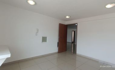 DEPARTAMENTO/PENTHOUSE EN RENTA CERCA DE PARQUE SIERRA MORELOS CON ESTACIONAMIENTO