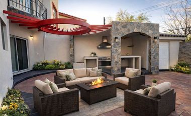 Elegante residencia en venta, Fraccionamiento Almendros